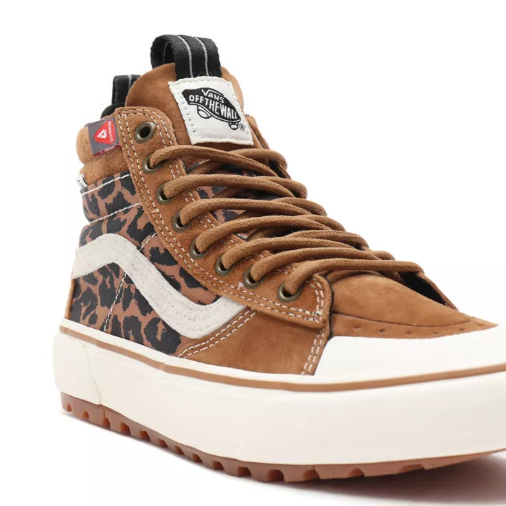 chipmunk leopard vans